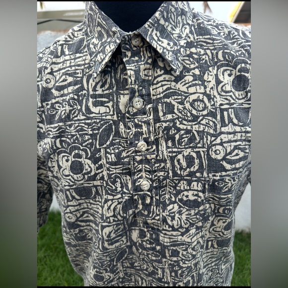 PreOwned Tori Richard Hawaiian Print Black 3/4 Button Men's Medium - Picture 3 of 4